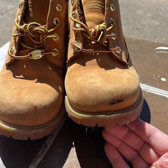 Timberland Boots - Picture 2 of 7
